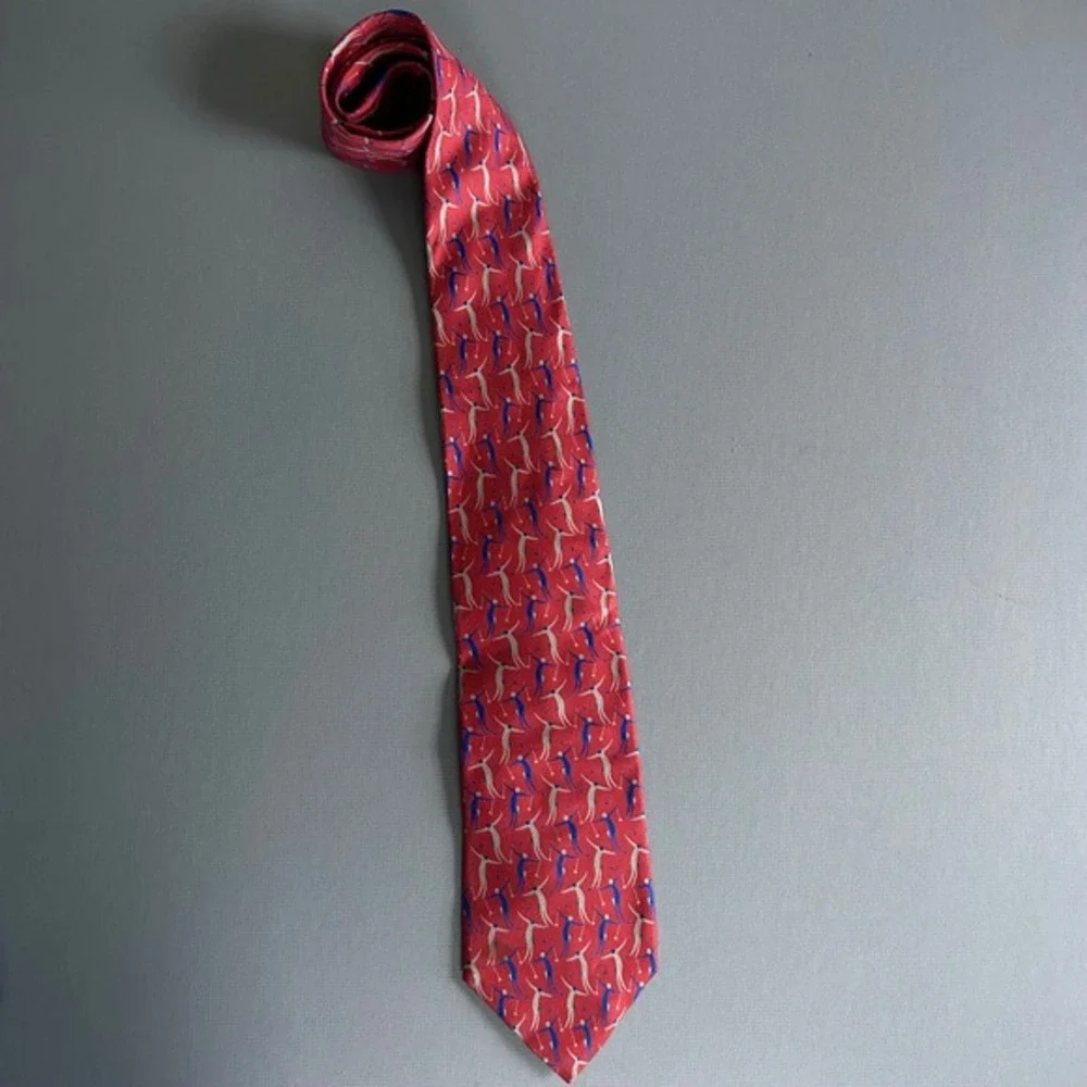 Gucci Tie Red Skier Novelty Silk Italy Vintage Skiing Winter Holidays‎